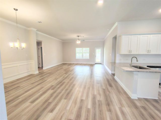 601 Greystone Lane, Angleton, TX 77515