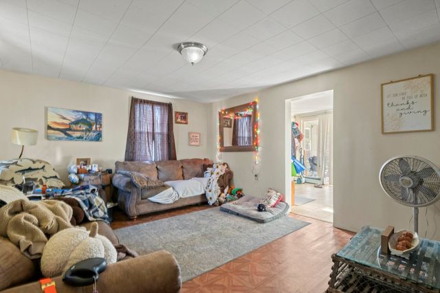 25 River Street, Somersworth, NH 03878