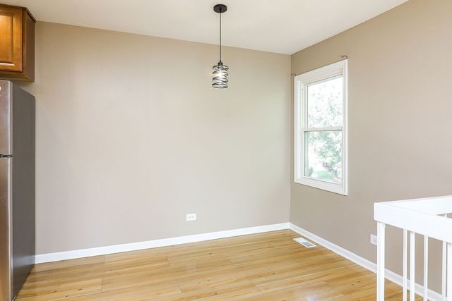 7724 W Douglas Court 1-3, Frankfort, IL 60423