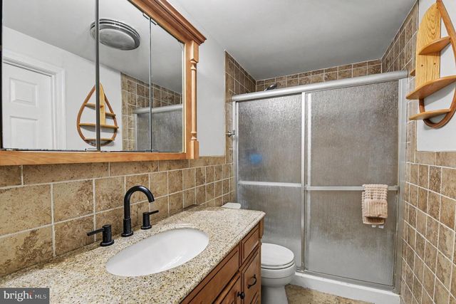 5427 BALISTAN RD, Baltimore, MD 21237