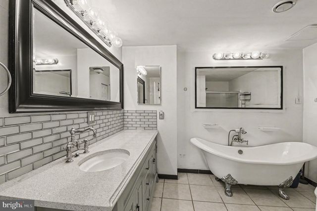 5427 BALISTAN RD, Baltimore, MD 21237