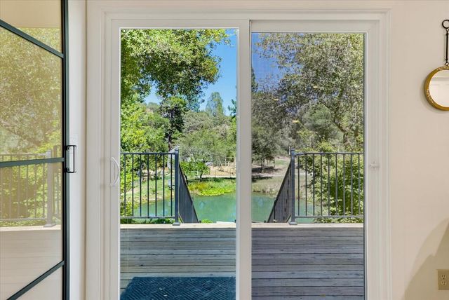 10411 Rough And Ready Rd, Rough And Ready, CA 95975
