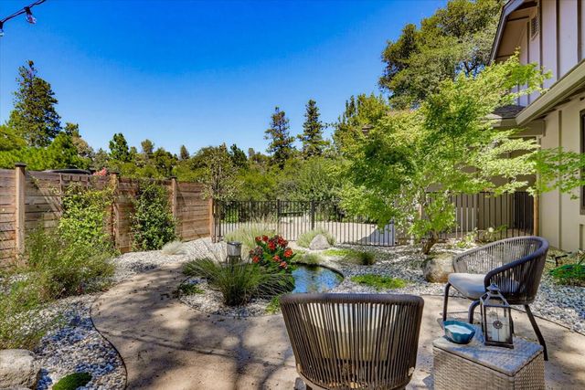 10411 Rough And Ready Rd, Rough And Ready, CA 95975