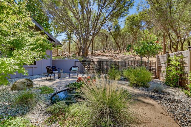 10411 Rough And Ready Rd, Rough And Ready, CA 95975