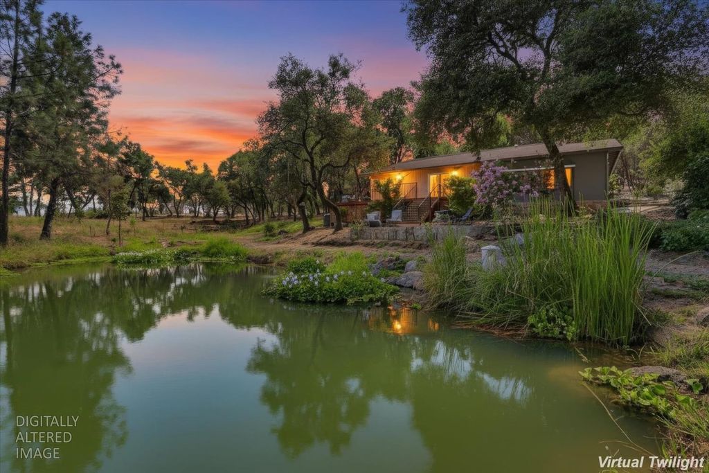 10411 Rough And Ready Rd, Rough And Ready, CA 95975