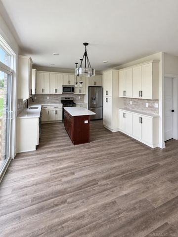 45537 Gable Drive, Macomb, MI 48088