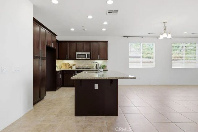 43826 Countryside, Lancaster, CA 93536