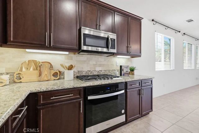 43826 Countryside, Lancaster, CA 93536