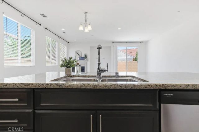 43826 Countryside, Lancaster, CA 93536