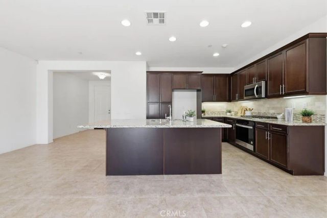 43826 Countryside, Lancaster, CA 93536