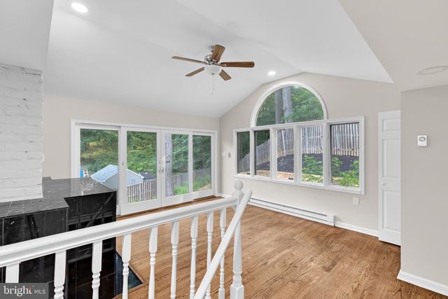 3009 S HILL ST, Arlington, VA 22202