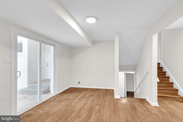 3009 S HILL ST, Arlington, VA 22202