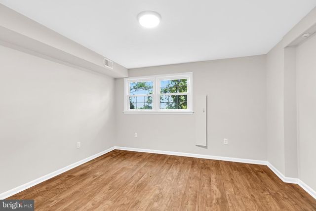 3009 S HILL ST, Arlington, VA 22202