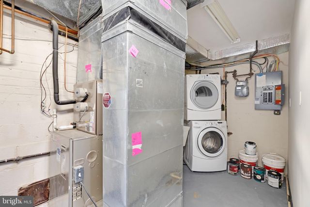 3009 S HILL ST, Arlington, VA 22202