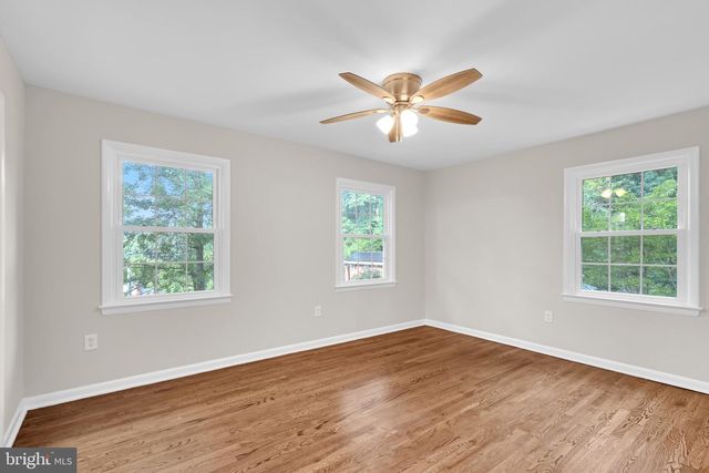 3009 S HILL ST, Arlington, VA 22202