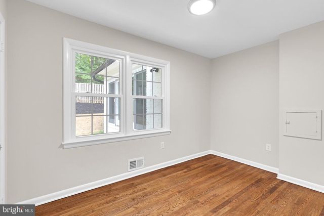 3009 S HILL ST, Arlington, VA 22202