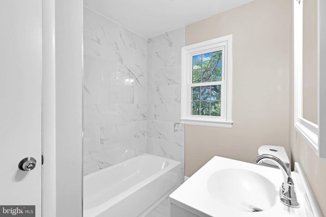 3009 S HILL ST, Arlington, VA 22202