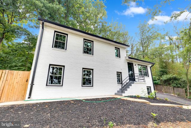 3009 S HILL ST, Arlington, VA 22202