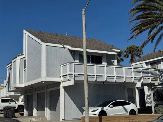 301 18th A, Huntington Beach, CA 92648