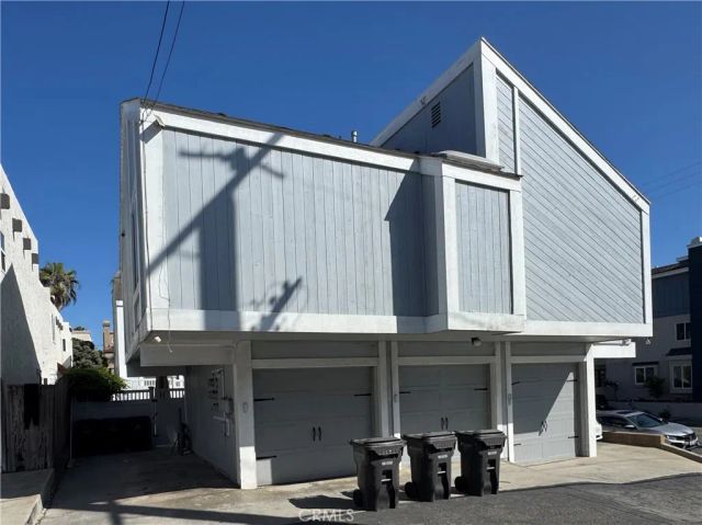 301 18th A, Huntington Beach, CA 92648