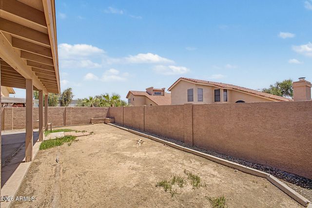 3975 E GRAYTHORN Street, Phoenix, AZ 85044