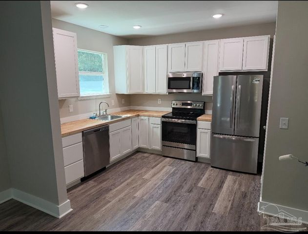 5661 Dupree Rd, Milton, FL 32570