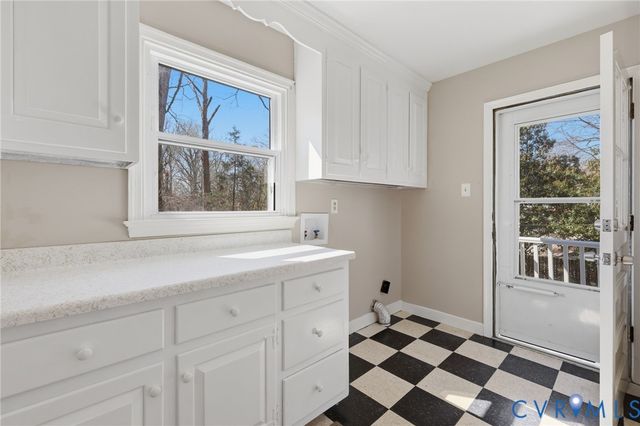 3924 Lyndale Pl, North Chesterfield, VA 23235