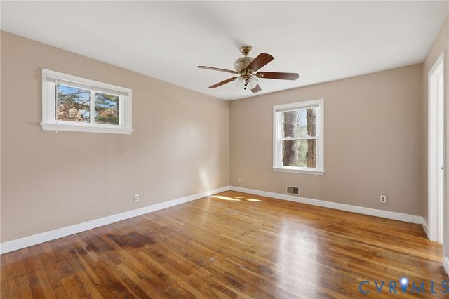 3924 Lyndale Pl, North Chesterfield, VA 23235