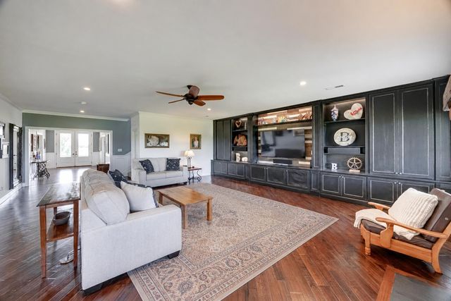 1855 Quirks Run Road, Danville, KY 40422