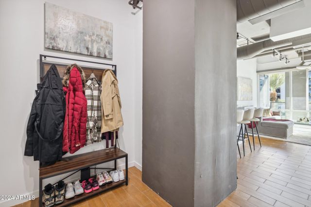 1 E LEXINGTON Avenue 302, Phoenix, AZ 85012