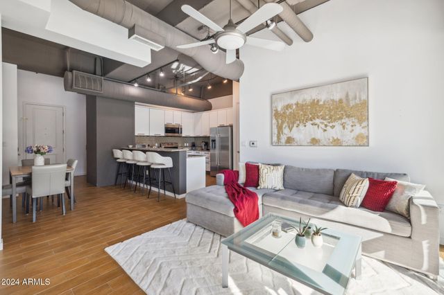 1 E LEXINGTON Avenue 302, Phoenix, AZ 85012