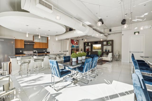 1 E LEXINGTON Avenue 302, Phoenix, AZ 85012