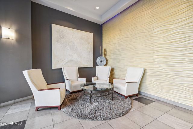 1 E LEXINGTON Avenue 302, Phoenix, AZ 85012