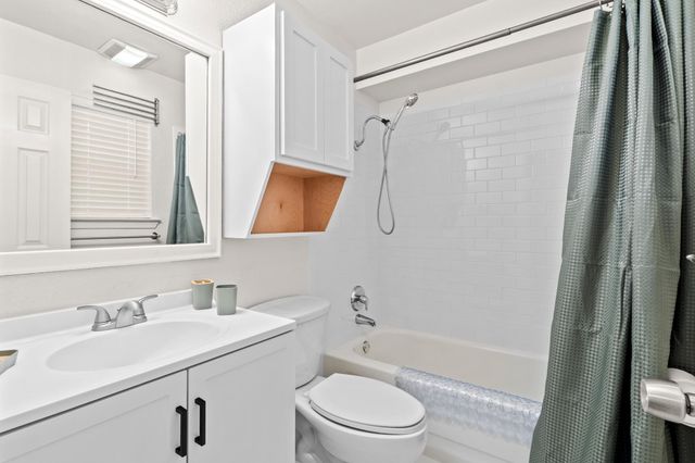 1110 W 22nd ST 2, Austin, TX 78705