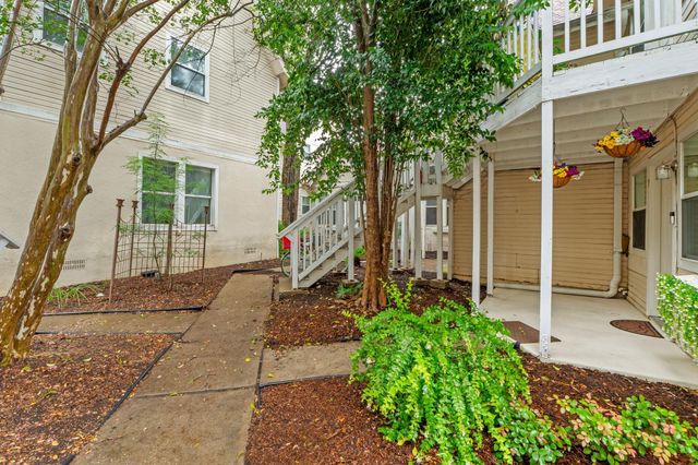 1110 W 22nd ST 2, Austin, TX 78705