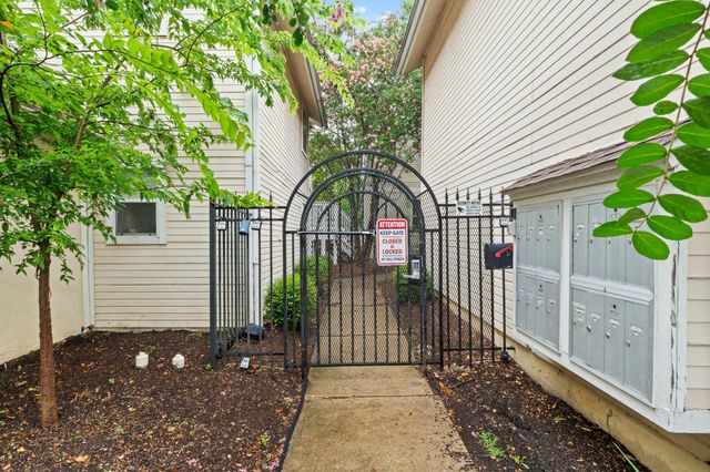 1110 W 22nd ST 2, Austin, TX 78705