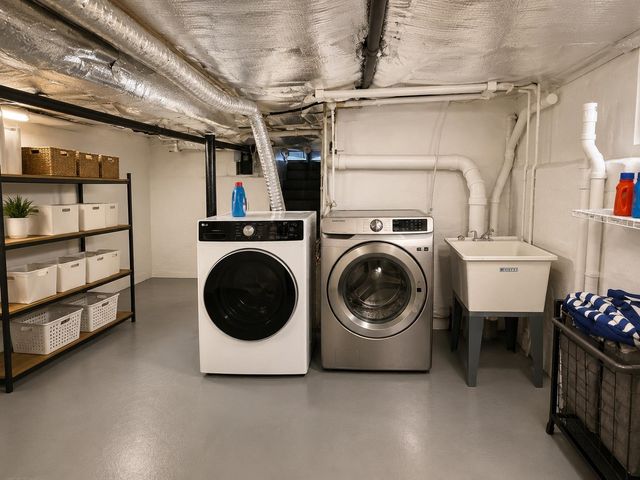 9 SILVER ST, Bayonne, NJ 07002