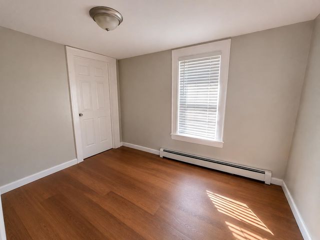 9 SILVER ST, Bayonne, NJ 07002
