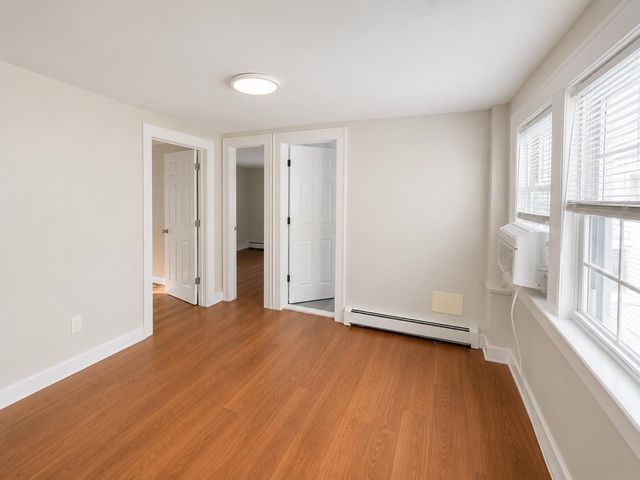 9 SILVER ST, Bayonne, NJ 07002