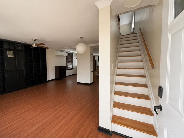 9 SILVER ST, Bayonne, NJ 07002