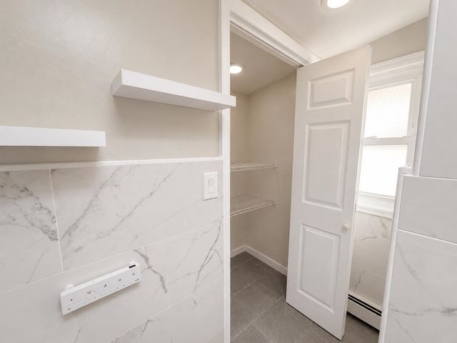 9 SILVER ST, Bayonne, NJ 07002