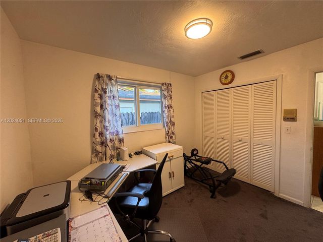 8121 SW 205th St, Cutler Bay, FL 33189