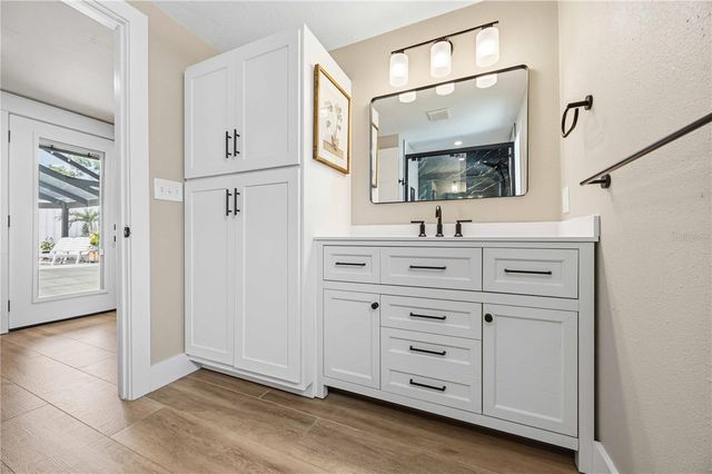 4014 RADNOR PLACE, Sarasota, FL 34233