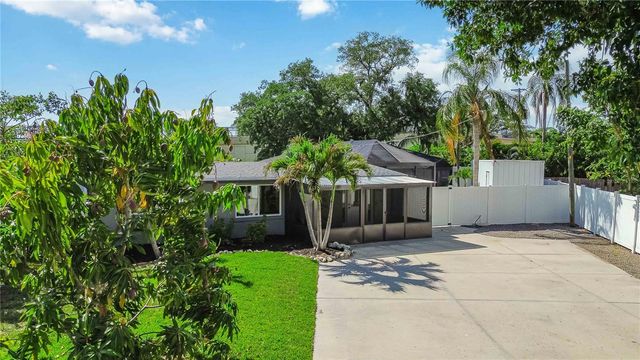 4014 RADNOR PLACE, Sarasota, FL 34233