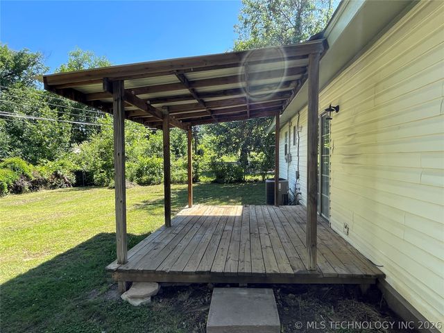 107 S 196th East Avenue, Tulsa, OK 74108