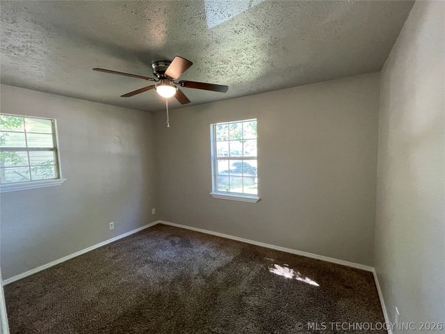 107 S 196th East Avenue, Tulsa, OK 74108