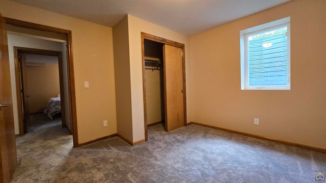 4148 SW Moundview DR, Topeka, KS 66610