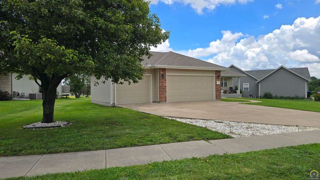 4148 SW Moundview DR, Topeka, KS 66610