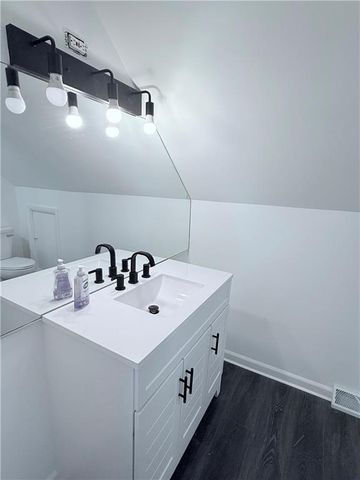 2401 Bittersweet Lane, St Joseph, MO 64503