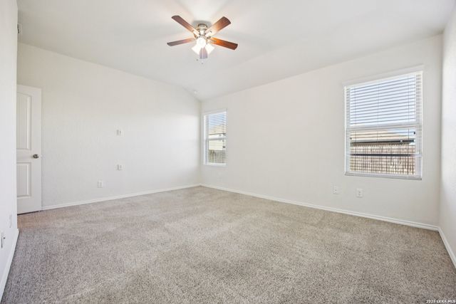 160 Field Rdg, New Braunfels, TX 78130